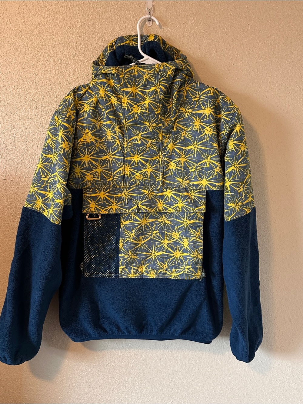 Nike ACG Hooded Fleece Anorak Pullover Jacket XS Blue Yellow Cactus Print